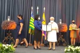 Presidente do SINTE-PI, Paulina Almeida é homenageada com a medalha do Mérito Renascença 